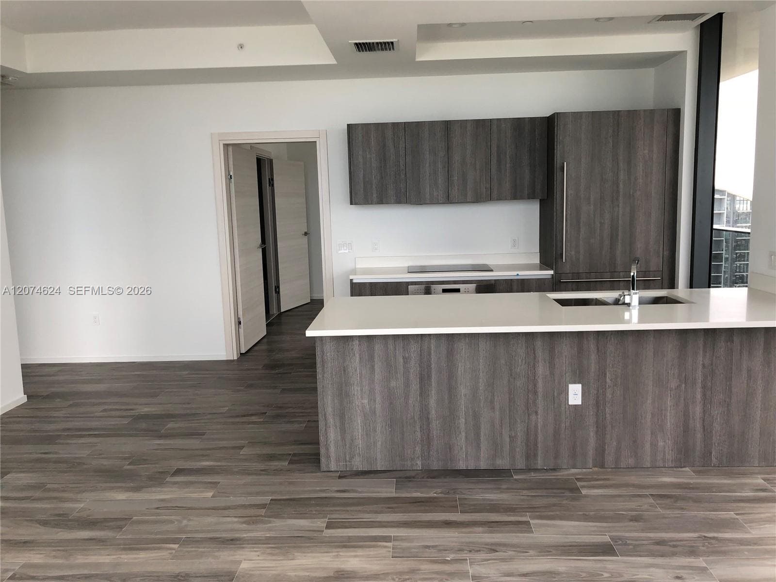 801 S Miami Ave # 4905, Miami, FL 33130