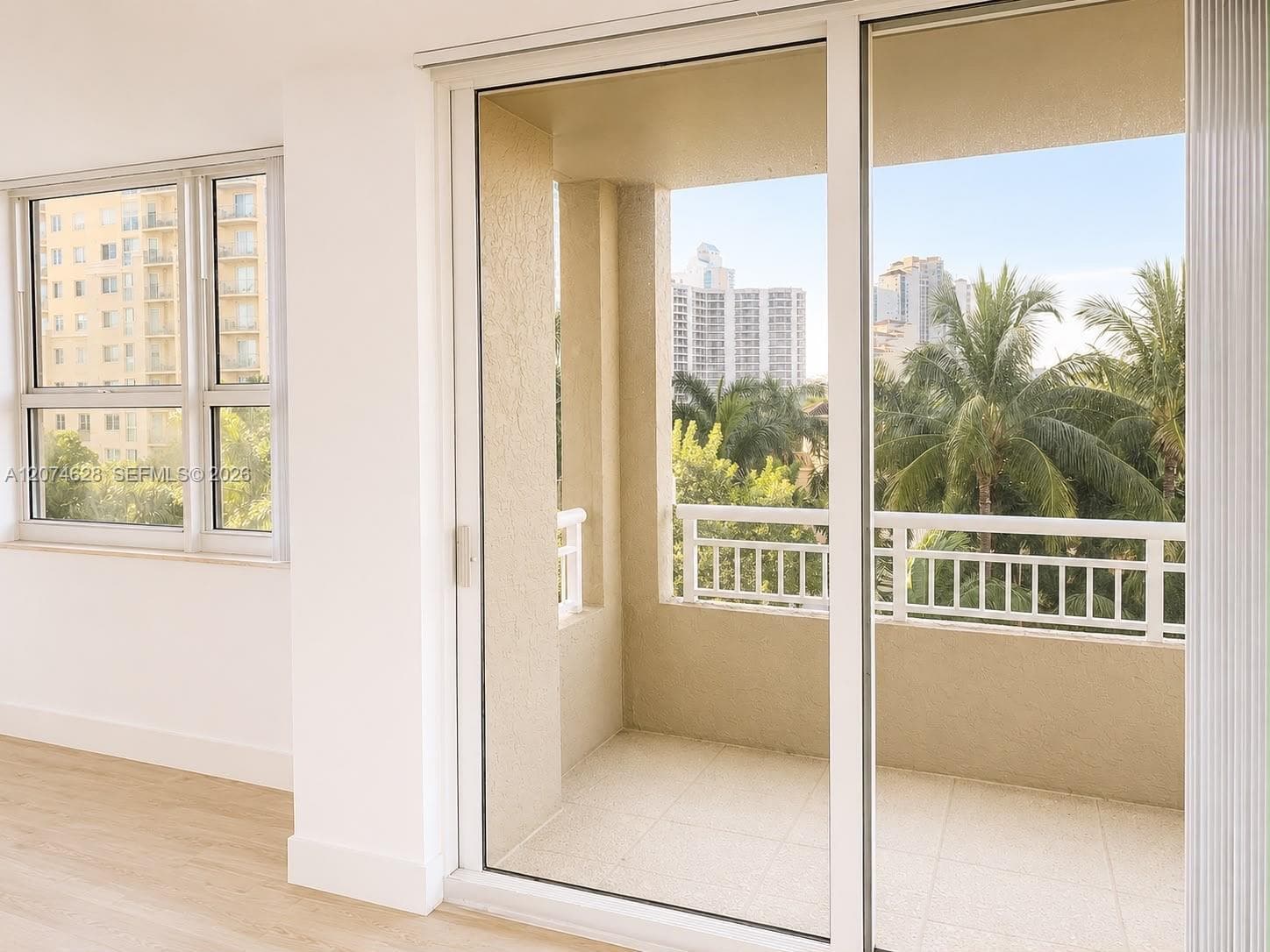 19501 W Country Club Dr # 408, Aventura, FL 33180 photo 5