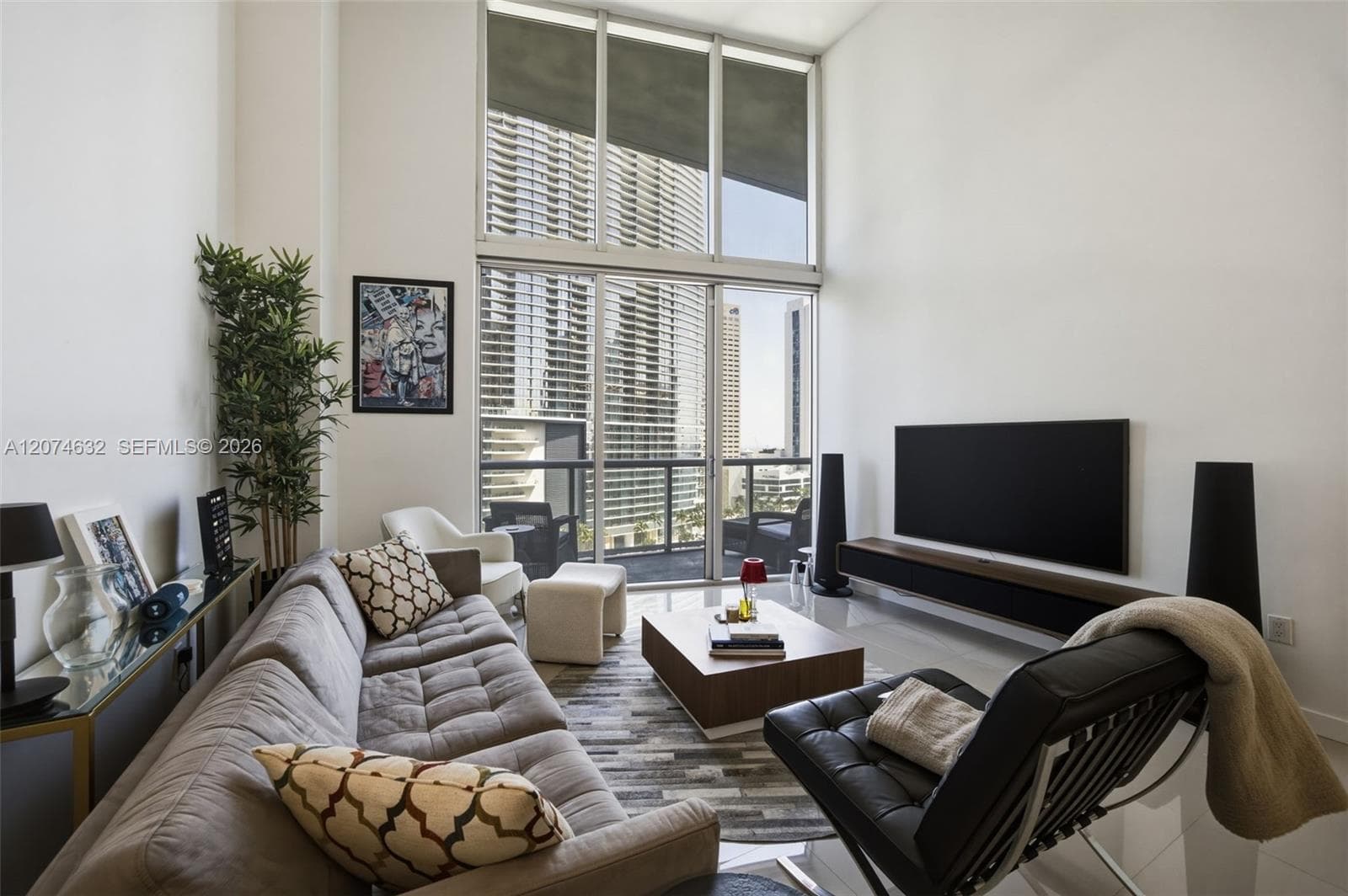 475 Brickell Ave # 1412, Miami, FL 33131 photo 3