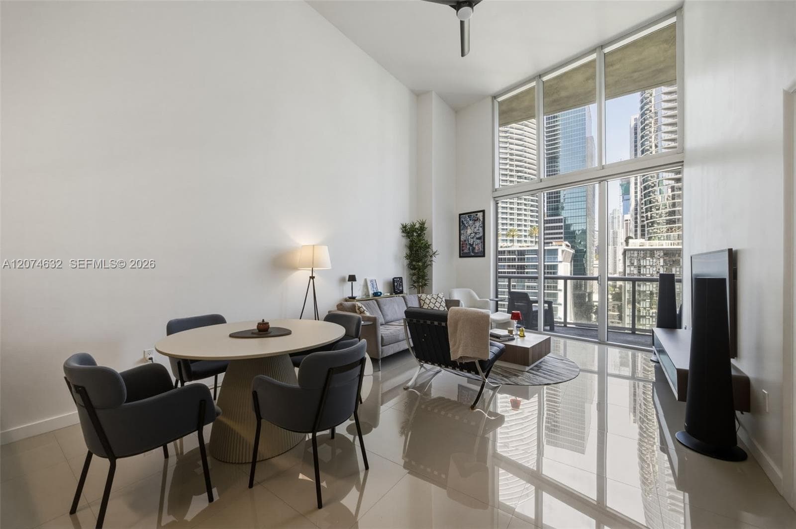 475 Brickell Ave # 1412, Miami, FL 33131 photo 4