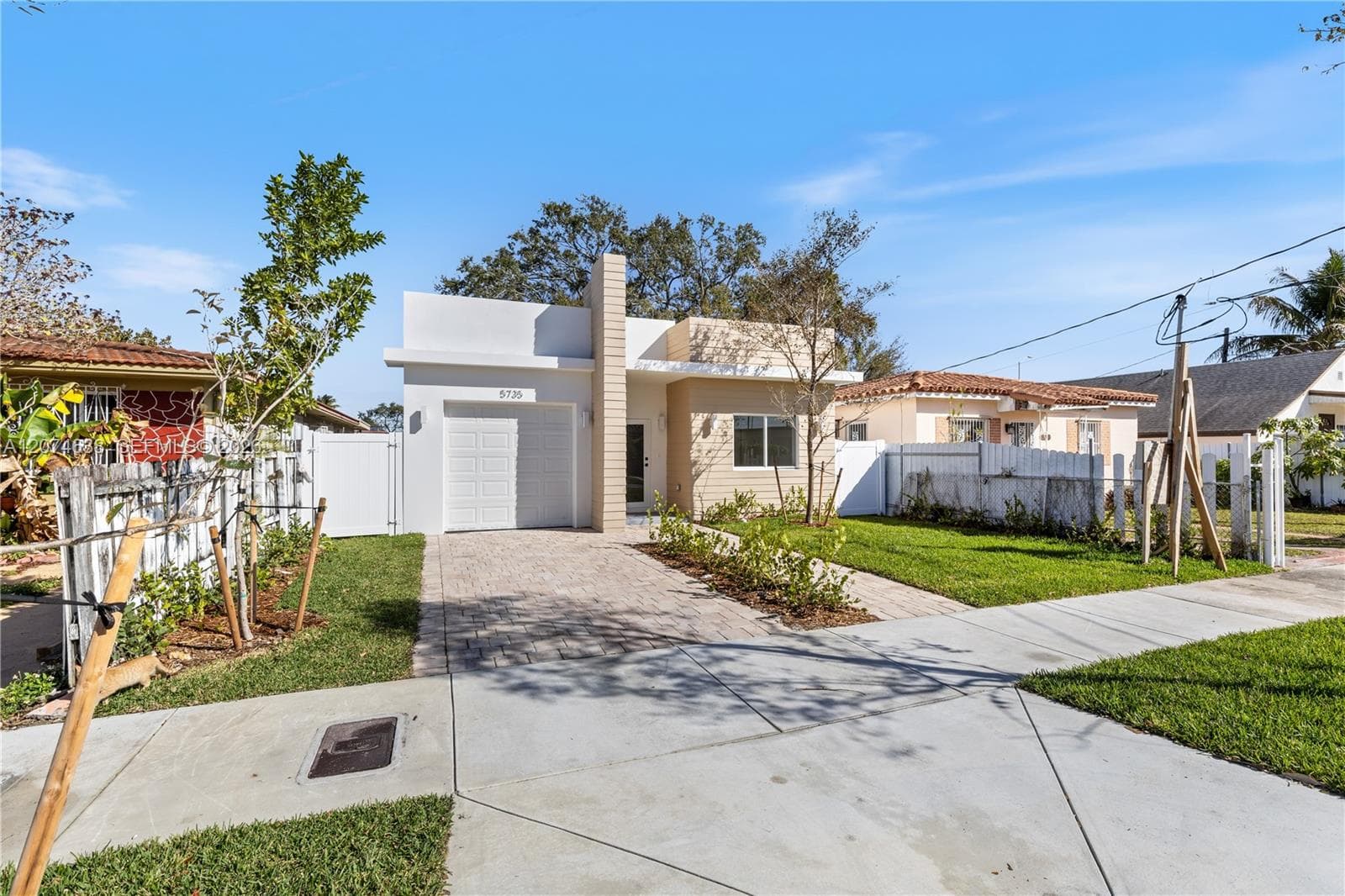 5735 SW 4th St, Miami, FL 33144 photo 2