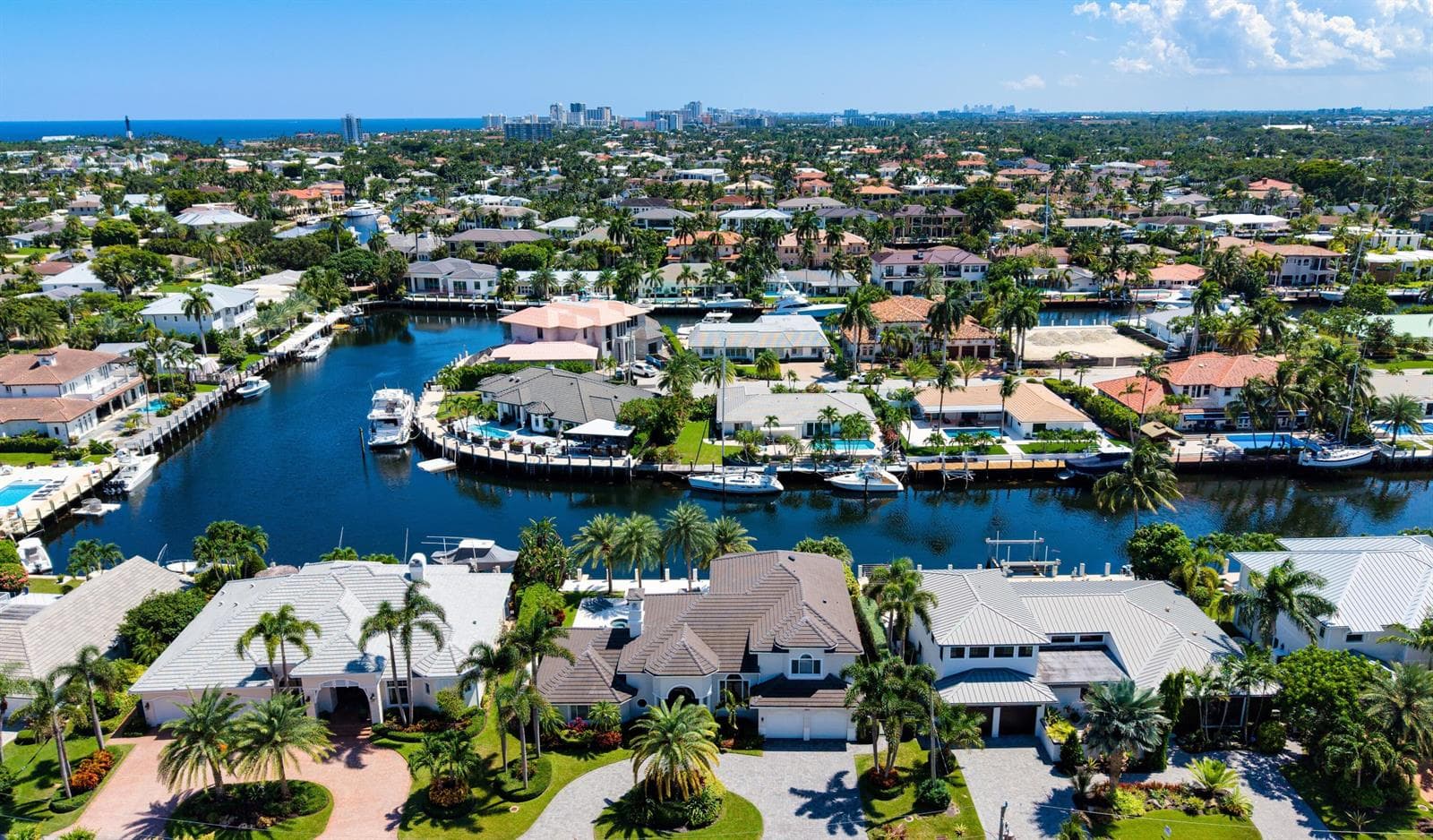 2520 NE 35th Street, Lighthouse Point, FL 33064