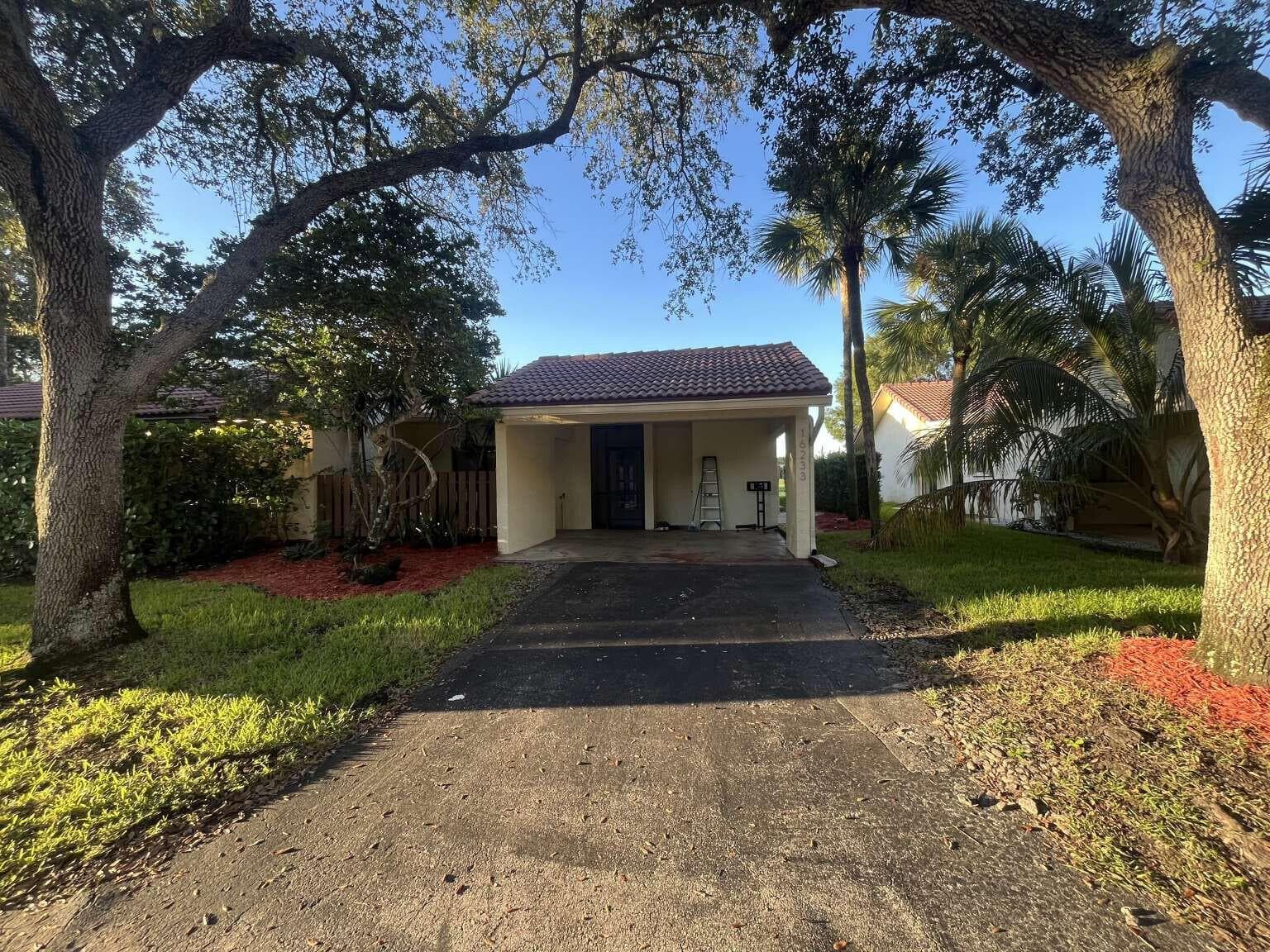 16233 Laurel Drive # 17, Weston, FL 33326