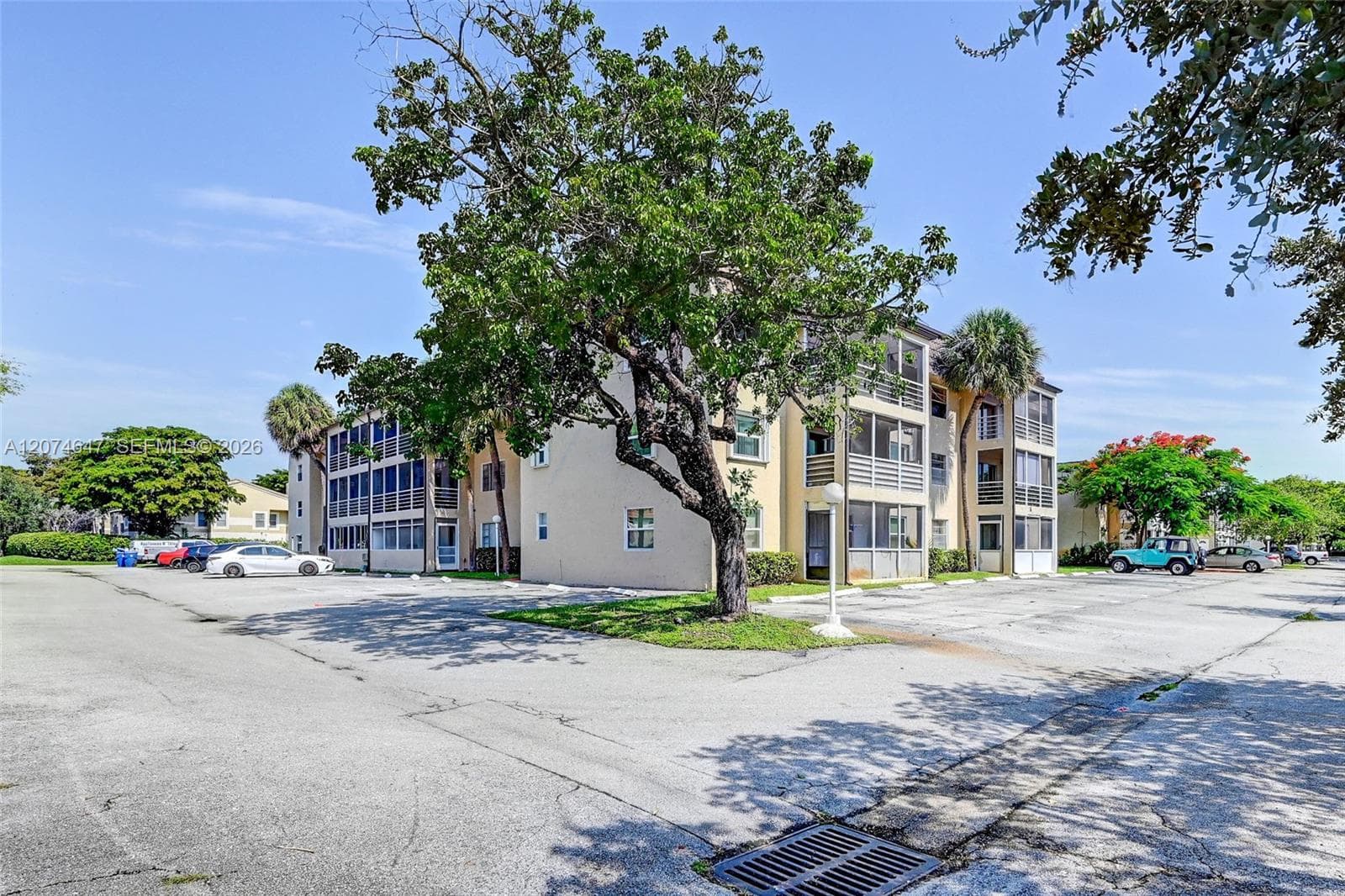 2700 Riverside Dr # 303-B, Coral Springs, FL 33065 photo 3