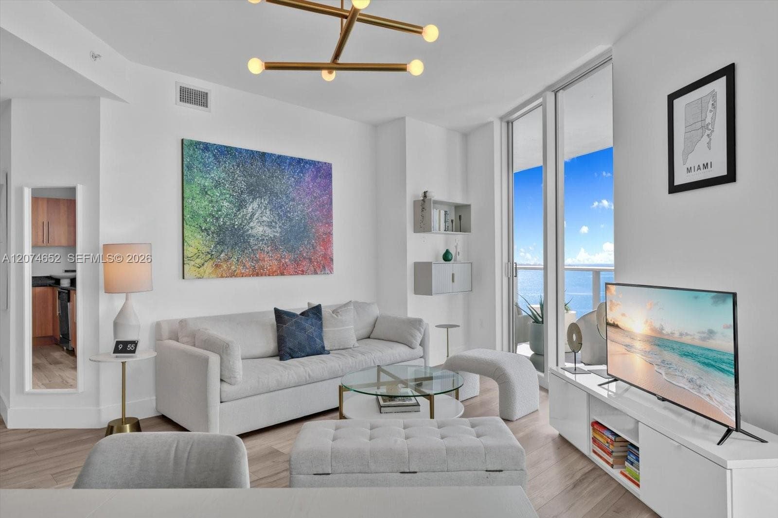 300 S Biscayne Blvd # T-1708, Miami, FL 33131 photo 3