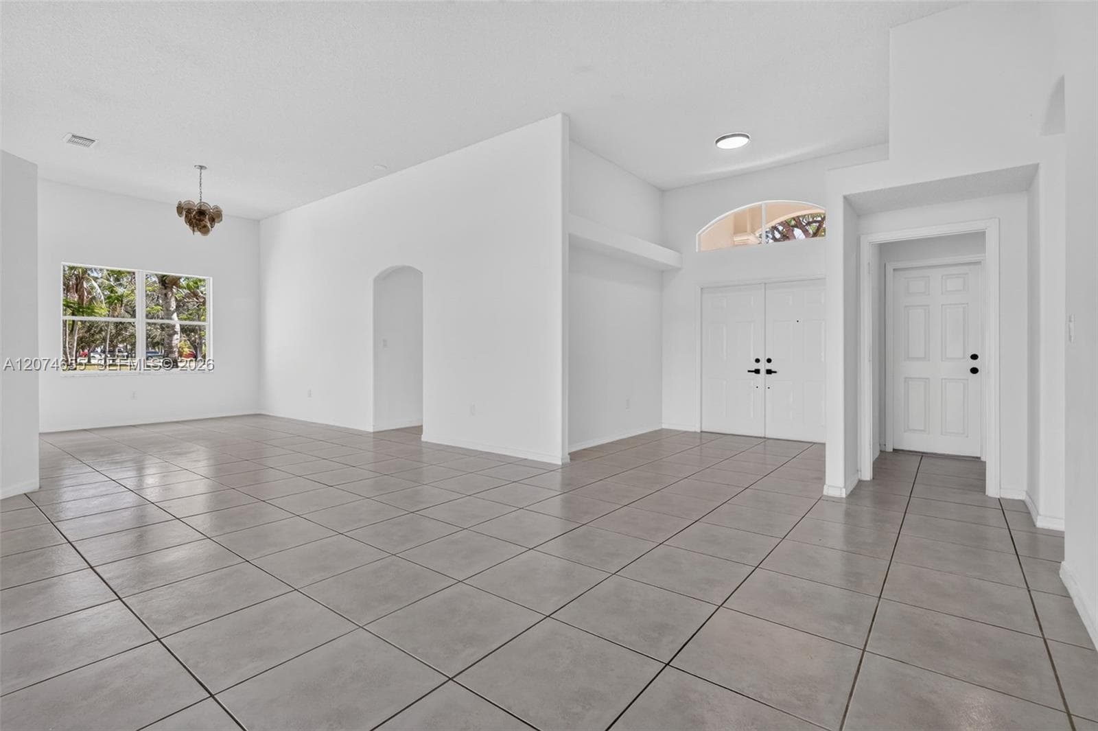 2342 NW 184th Ter, Pembroke Pines, FL 33029 photo 5
