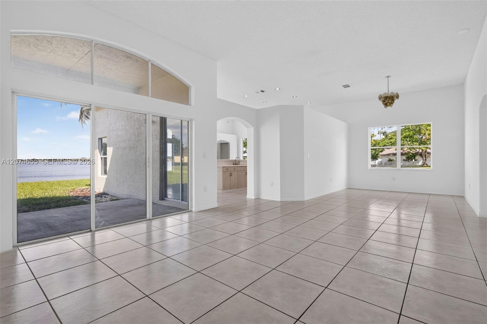 2342 NW 184th Ter, Pembroke Pines, FL 33029 photo 4