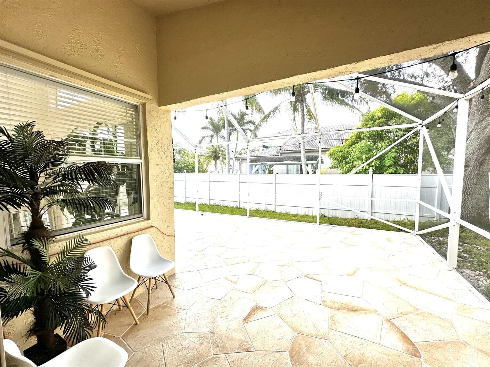 15850 NW 11TH Street, Pembroke Pines, FL 33028 photo 3