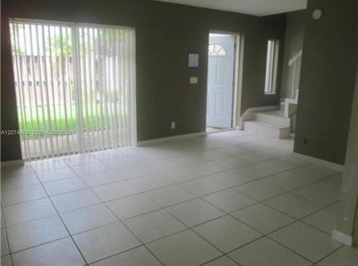 5810 NW 22nd St # 21-B, Lauderhill, FL 33313 photo 2