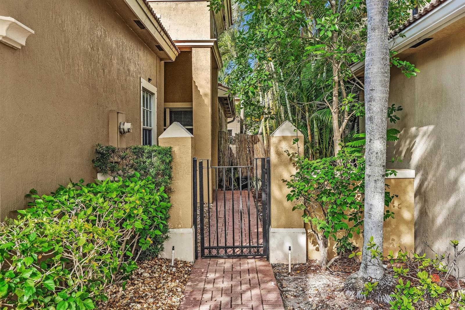 5828 NW 121st Avenue, Coral Springs, FL 33076 photo 5