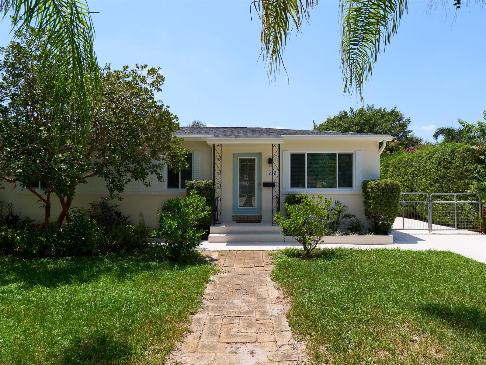 222 Bayberry Drive, Lake Park, FL 33403 photo 3