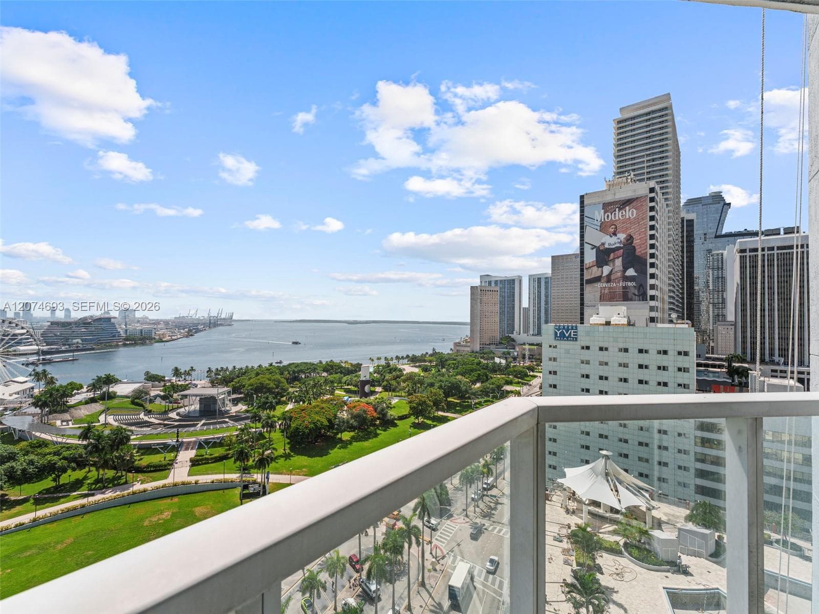 244 Biscayne Blvd # 1803, Miami, FL 33132