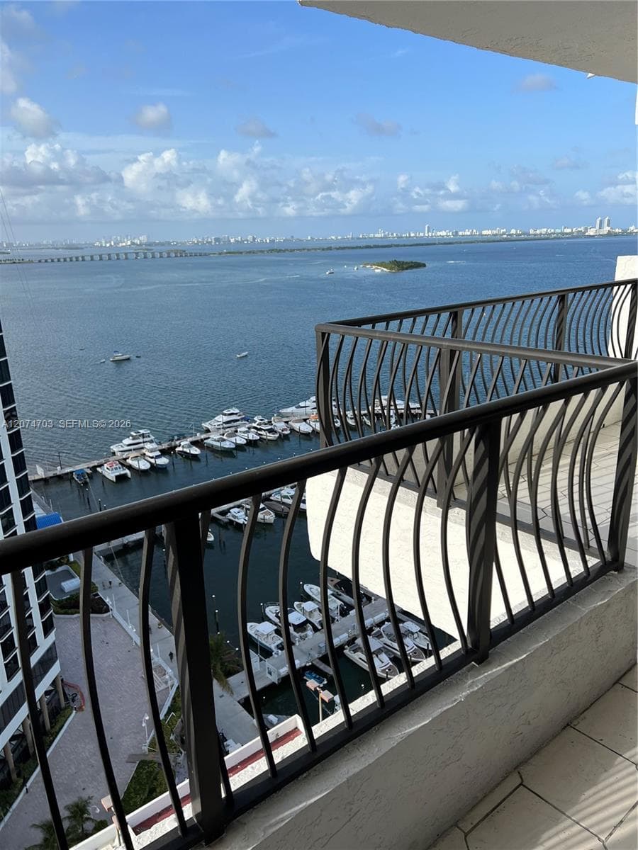 555 NE 15th St # 24E, Miami, FL 33132