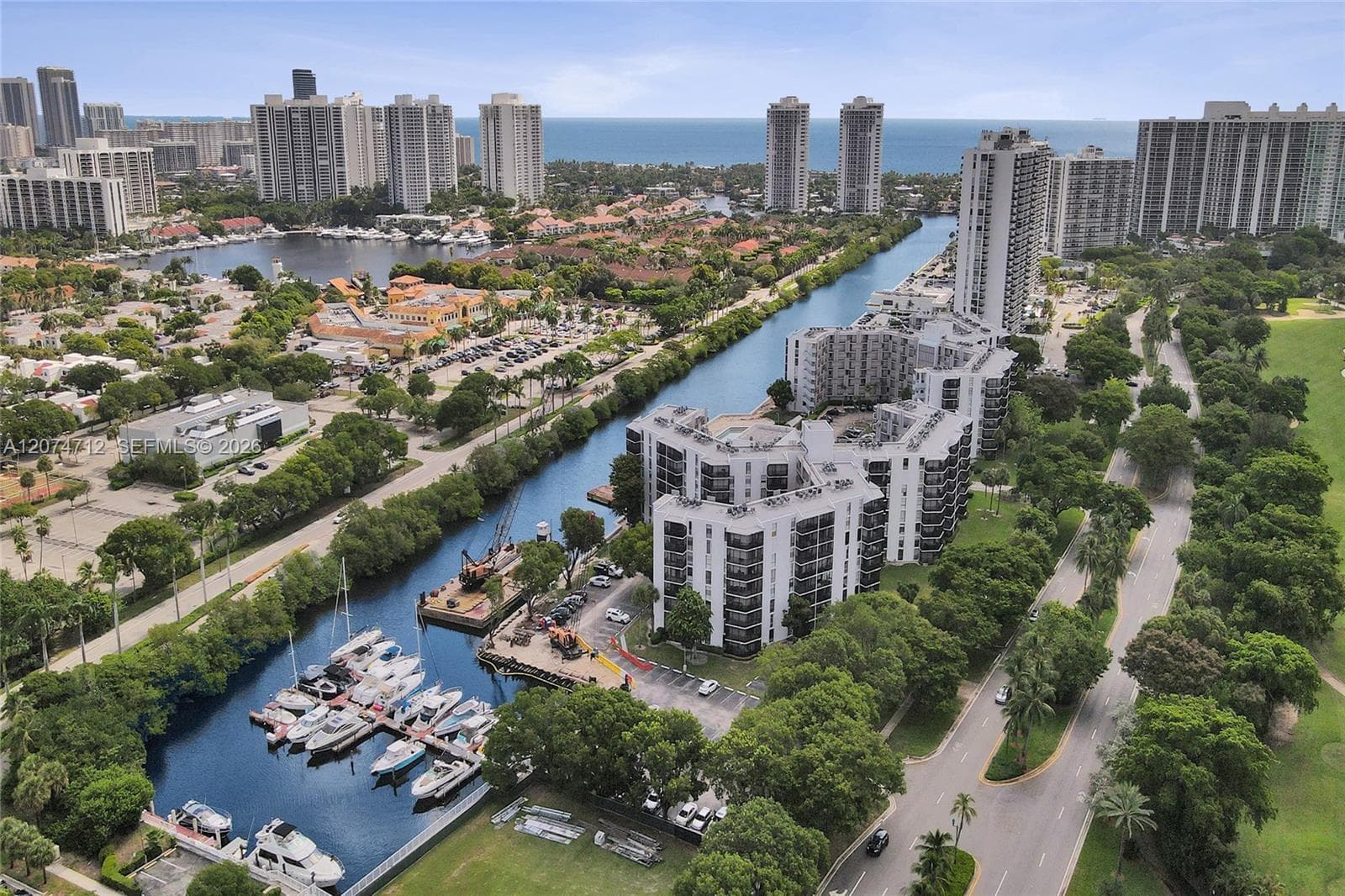 3401 N Country Club Dr # EI403, Aventura, FL 33180 photo 2