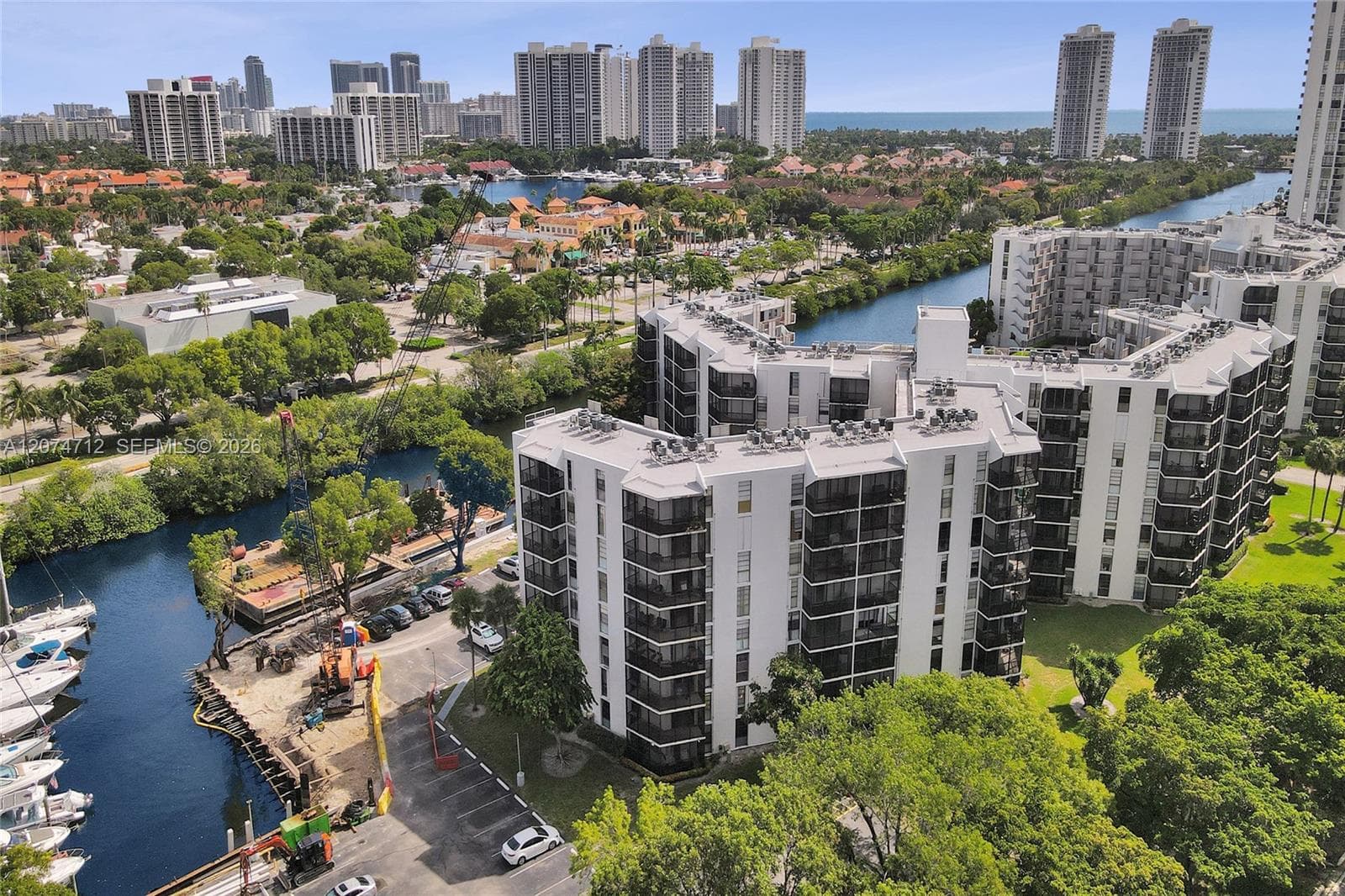 3401 N Country Club Dr # EI403, Aventura, FL 33180 photo 3
