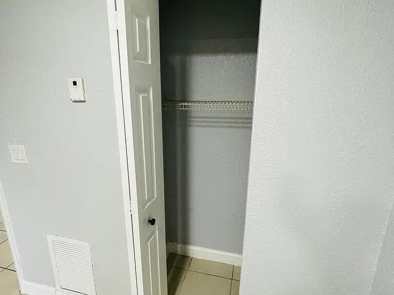 890 NW 45 Avenue # 32, Miami, FL 33126 photo 4