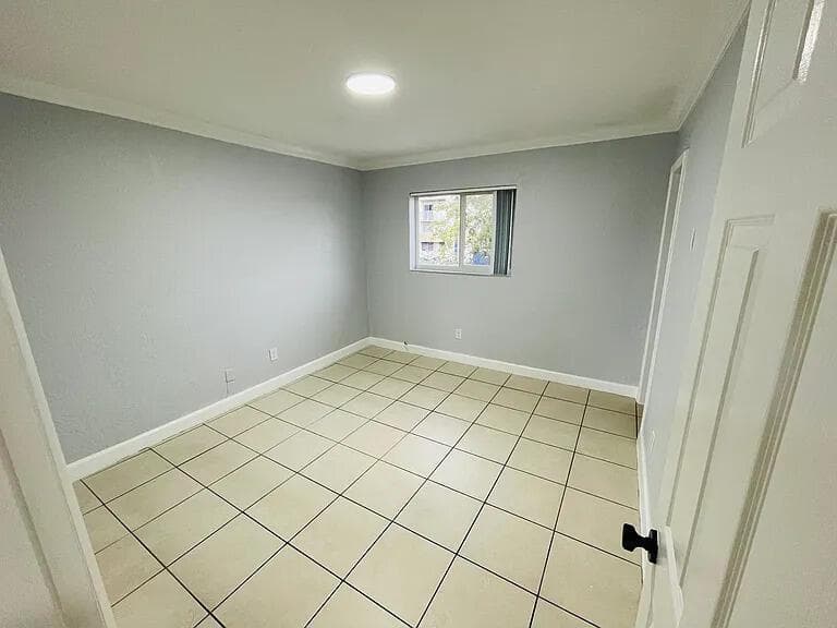 890 NW 45 Avenue # 32, Miami, FL 33126 photo 5