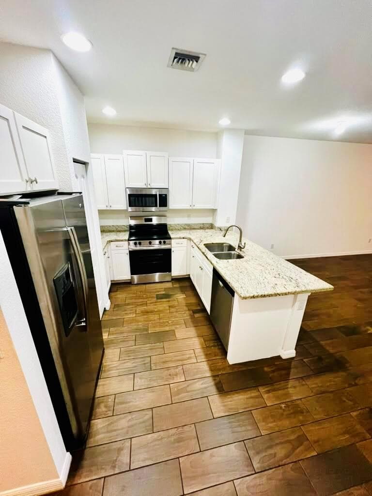 1129 VERMILION Drive, FL 33461 photo 2