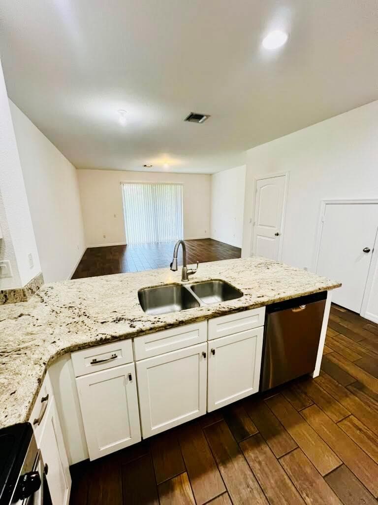 1129 VERMILION Drive, FL 33461 photo 3