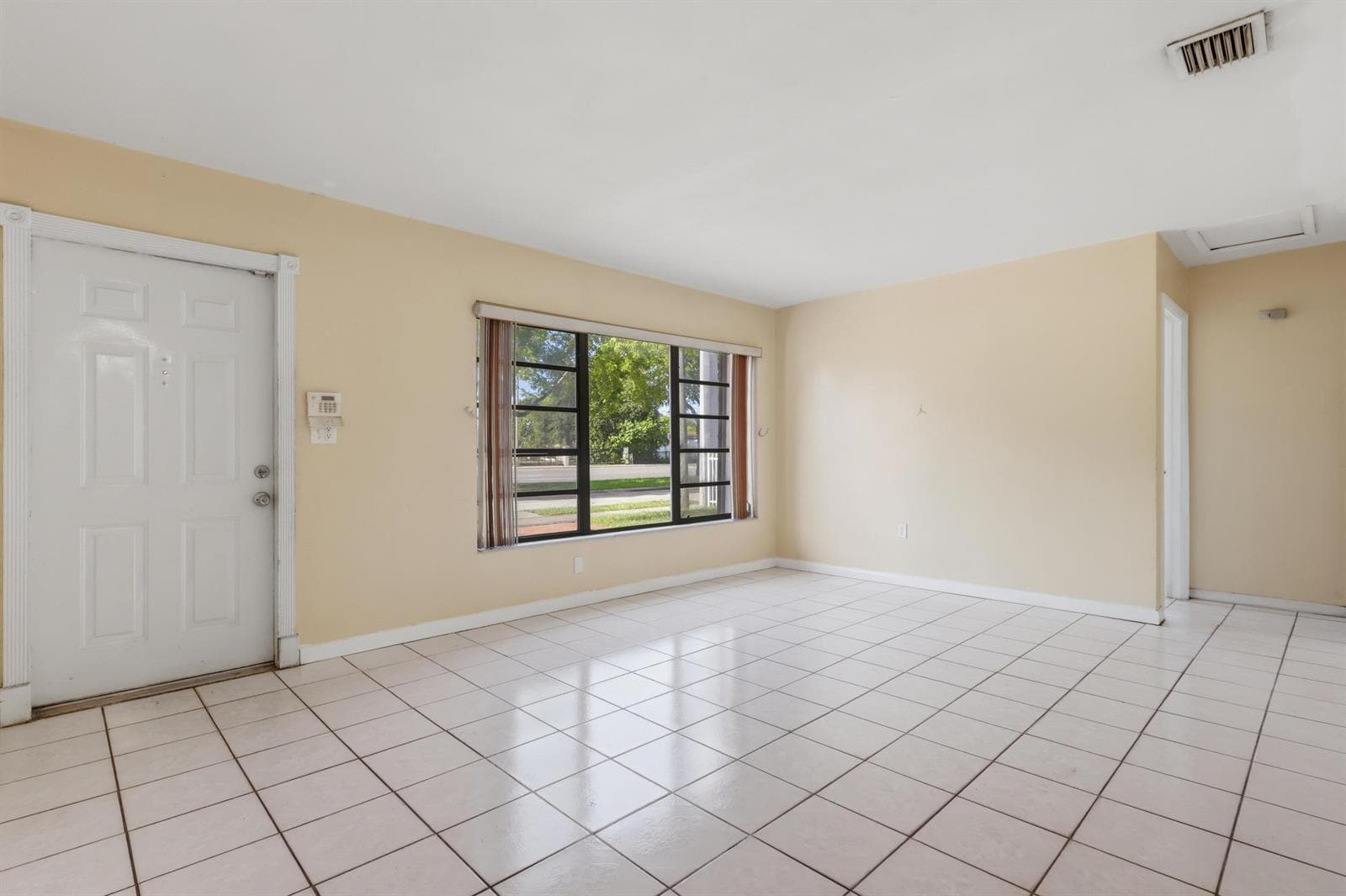 980 NW 183RD Street, Miami Gardens, FL 33169 photo 5