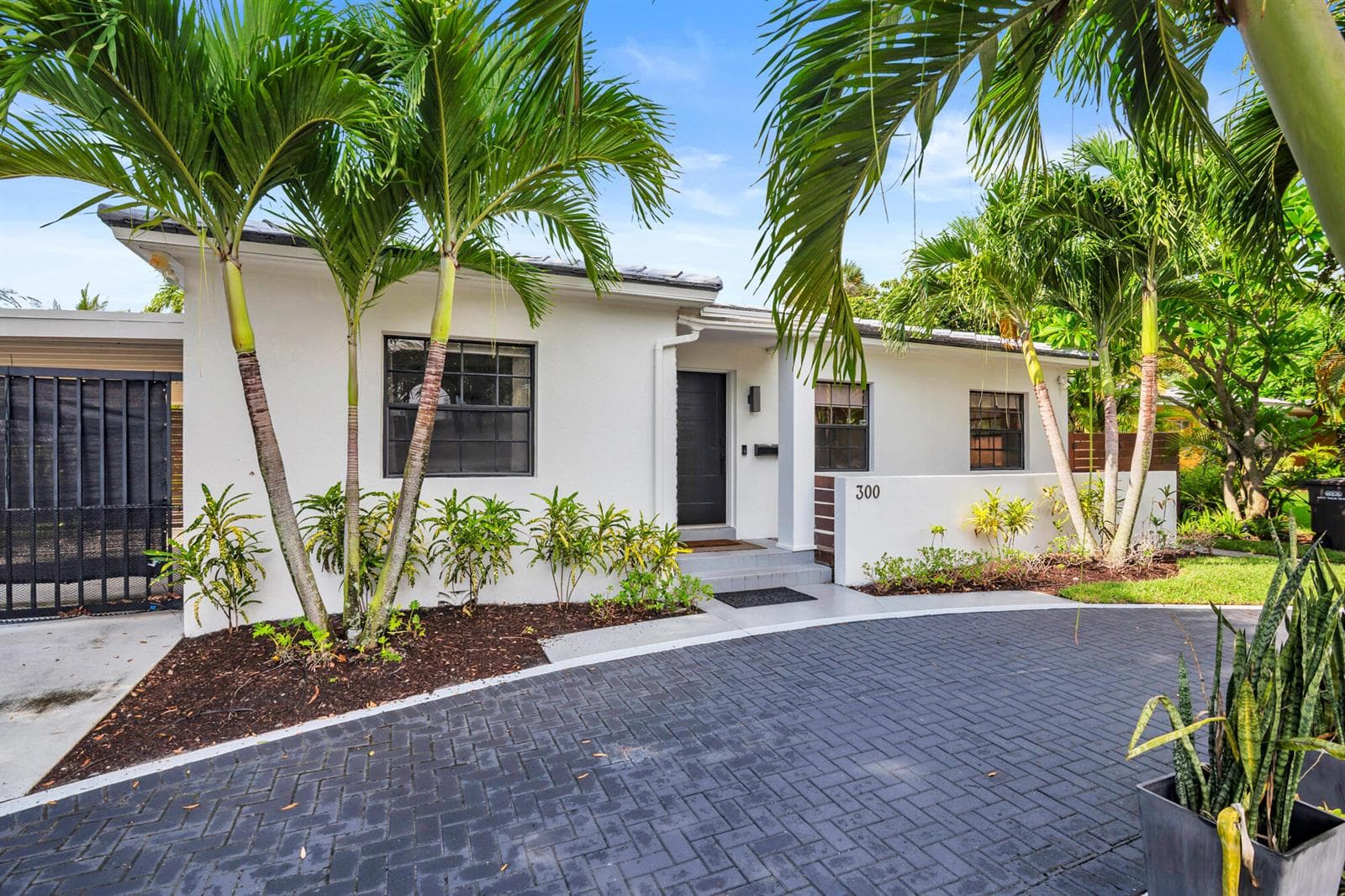 300 35th Street, West Palm Beach, FL 33407 photo 3