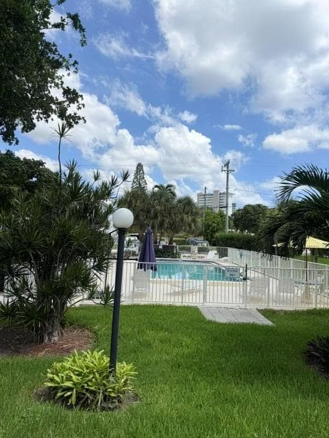 2060 NE 1ST Street # 9, Deerfield Beach, FL 33441