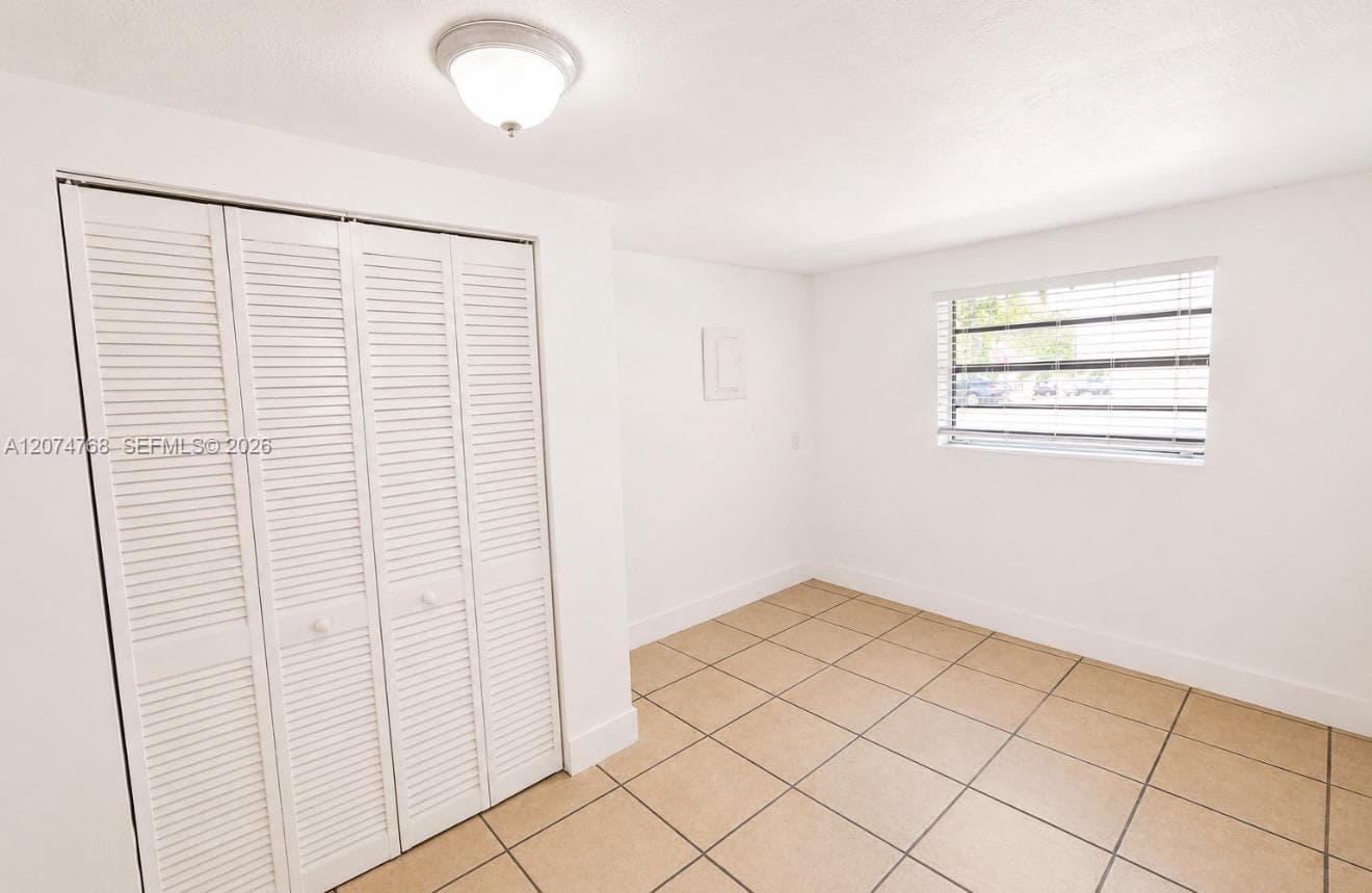 2300 W Flagler St # 21A, Miami, FL 33135 photo 4