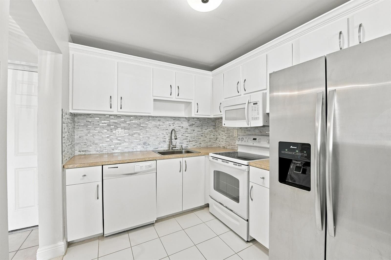 9300 SW 8th Street # 219, Boca Raton, FL 33428 photo 4