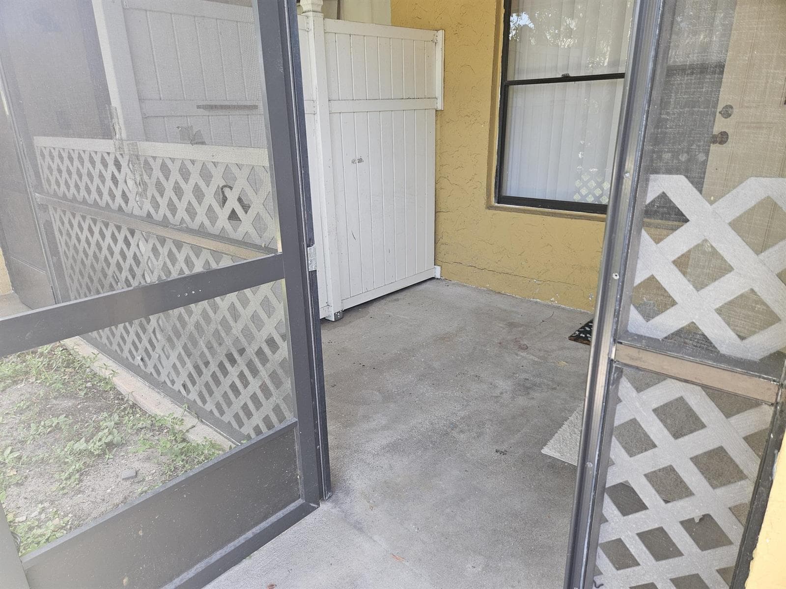 7910 NW 70th Court, Tamarac, FL 33321 photo 4