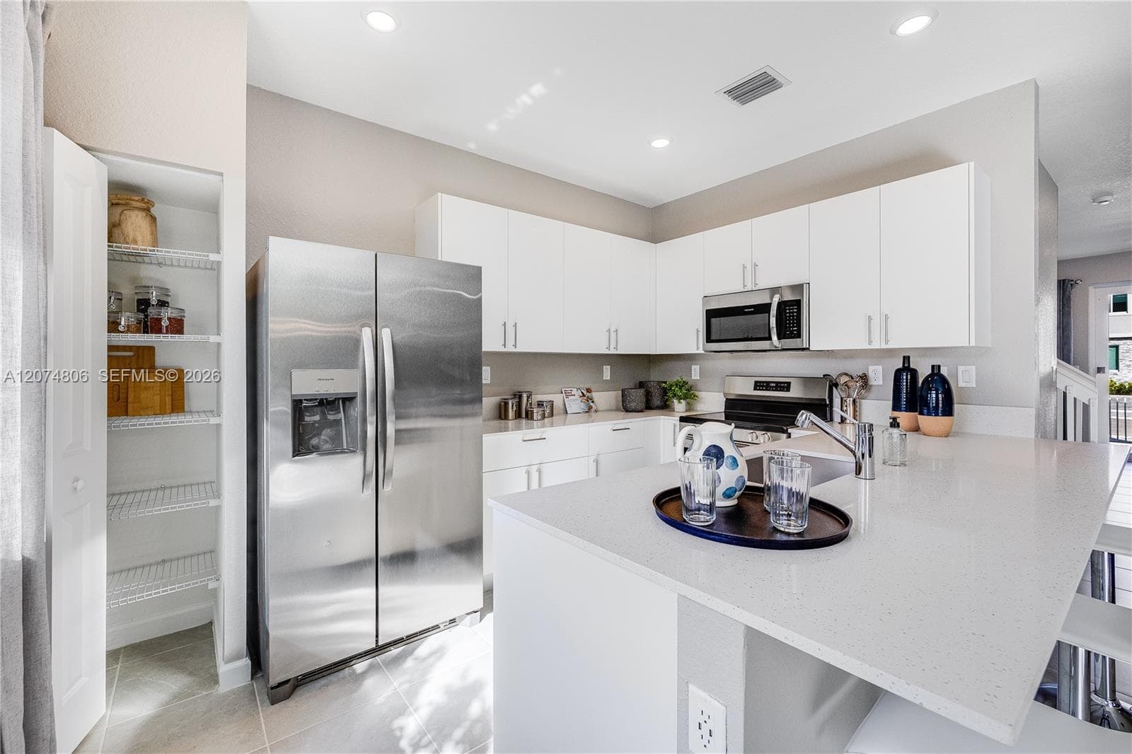 754 SE 15 ST, Homestead, FL 33034 photo 4