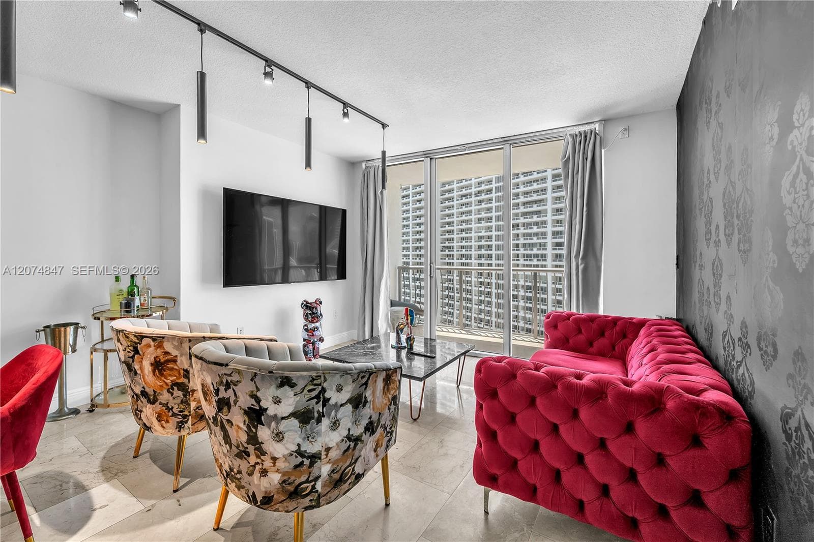 1750 N Bayshore Dr # 2004, Miami, FL 33132