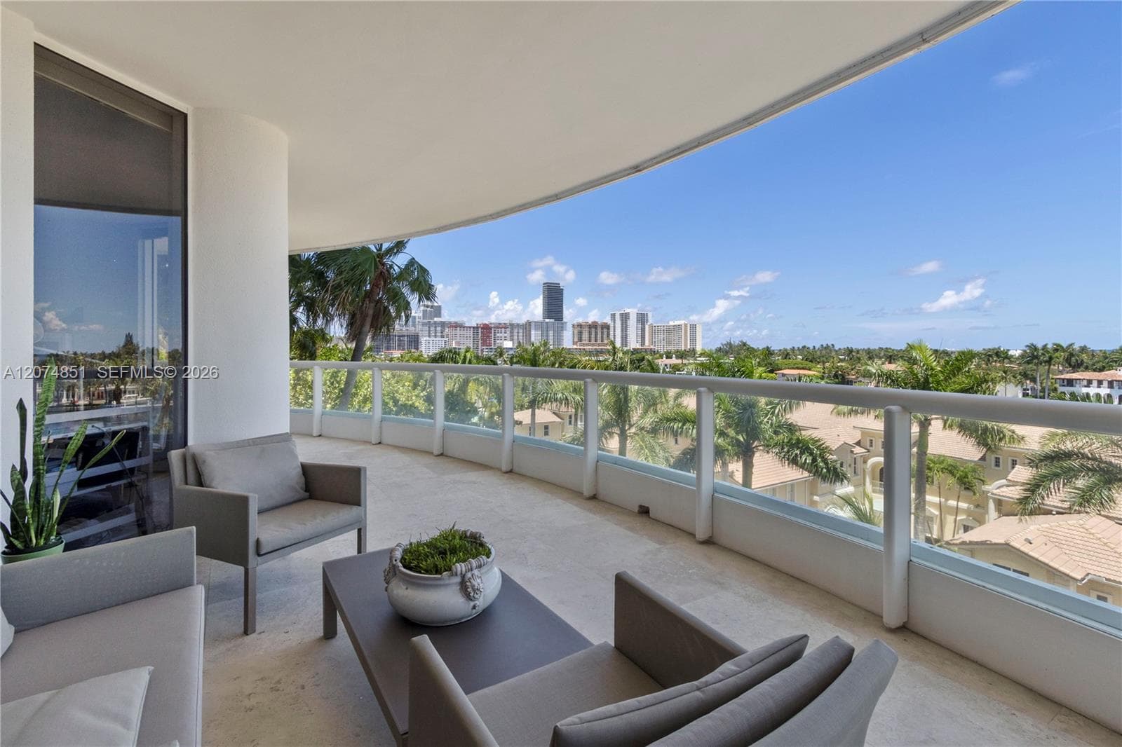 21050 Point Pl # 604, Aventura, FL 33180 photo 2