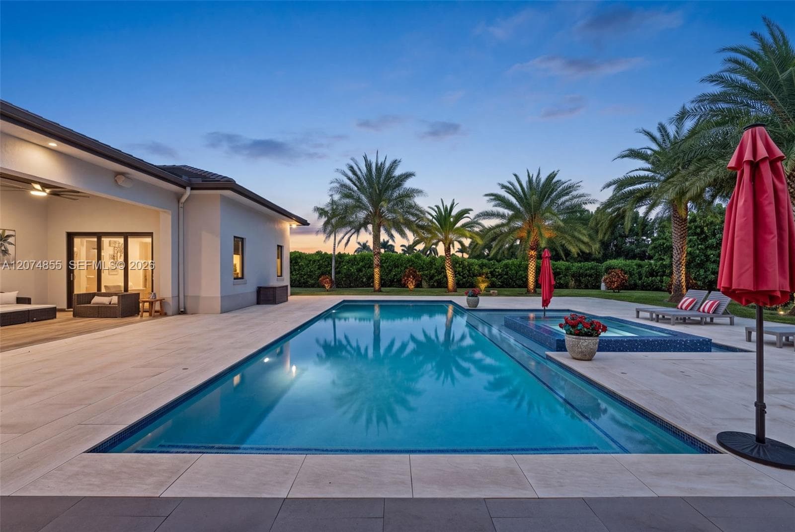 10352 NW 131st St, Hialeah Gardens, FL 33018 photo 5
