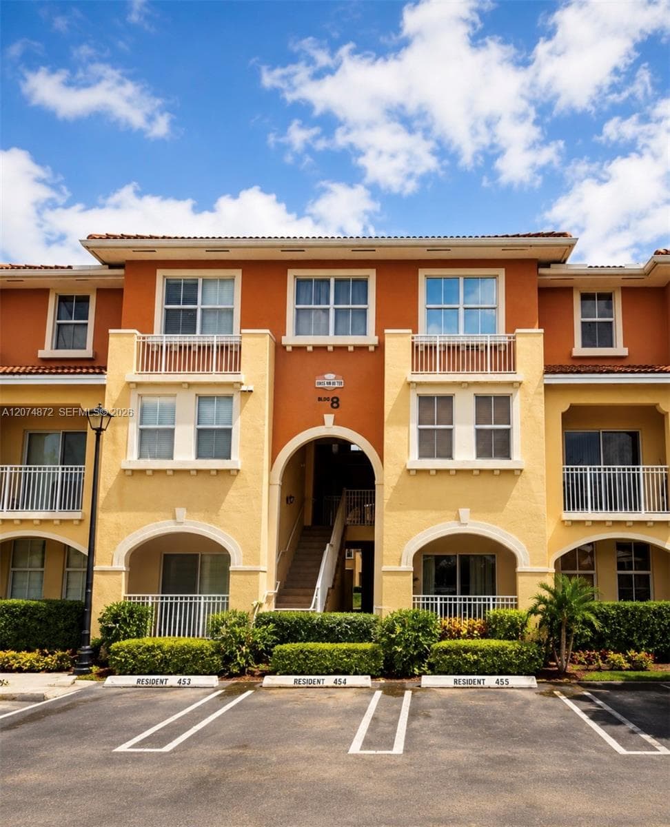 10855 NW 88th Ter # 202, Doral, FL 33178 photo 2