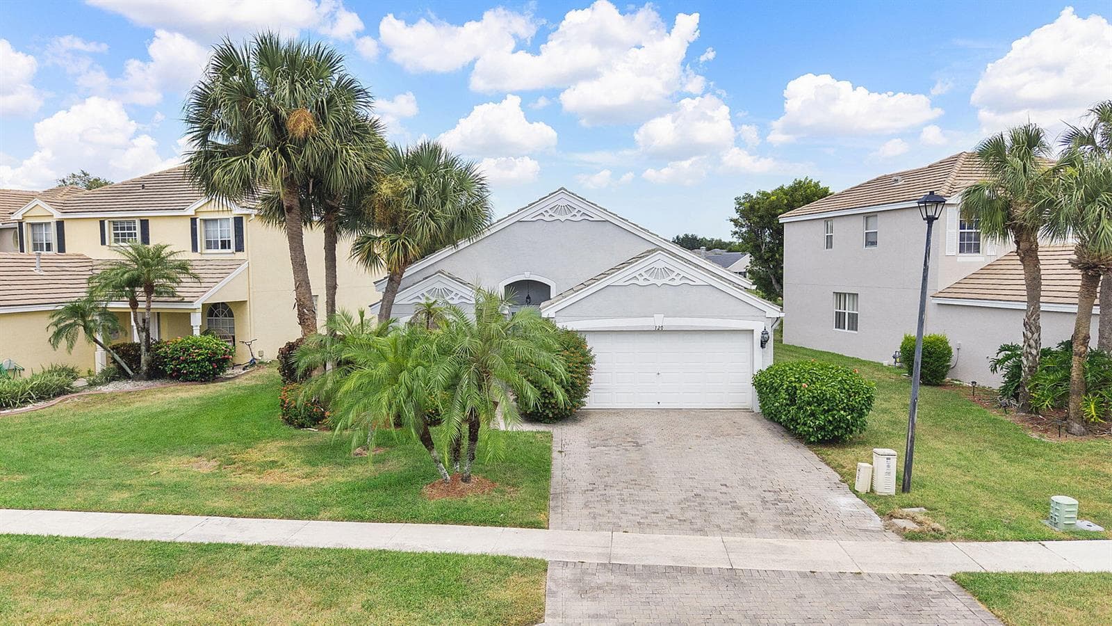 120 HAMILTON Terrace, Royal Palm Beach, FL 33414