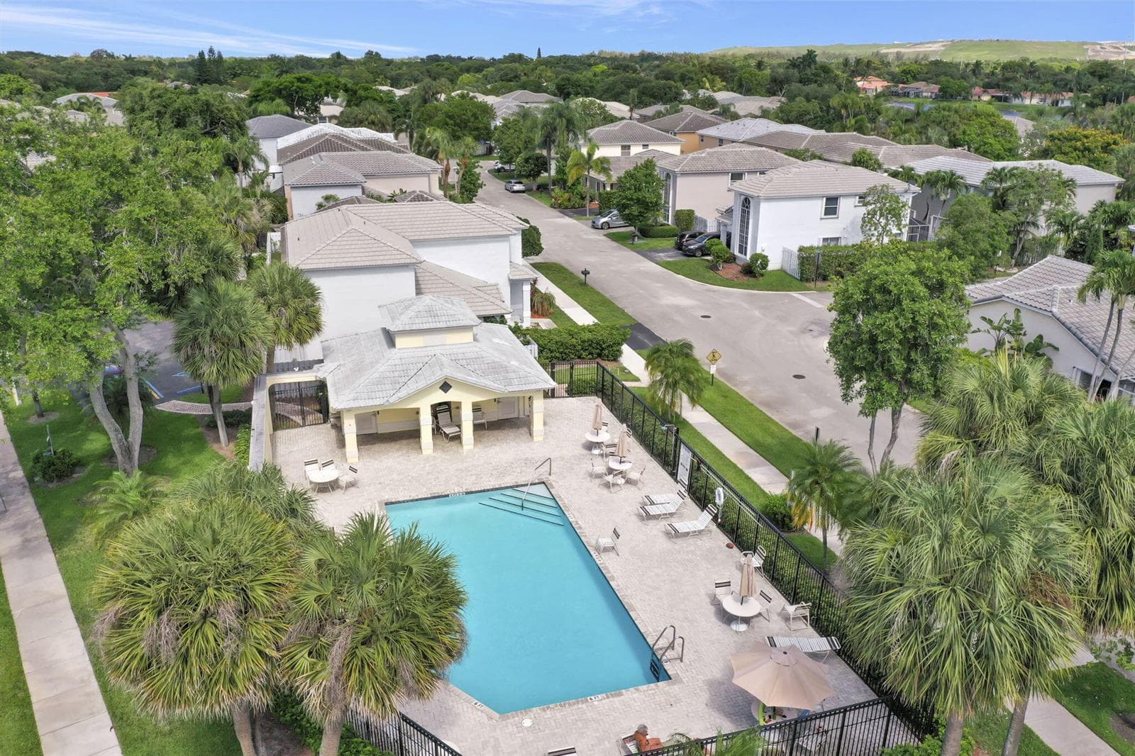 5456 NW 44th Way, Coconut Creek, FL 33073 photo 2