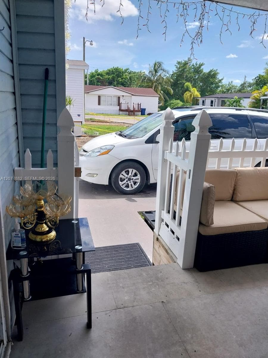 19800 SW 180th Ave   lot#392, Miami, FL 33187 photo 4