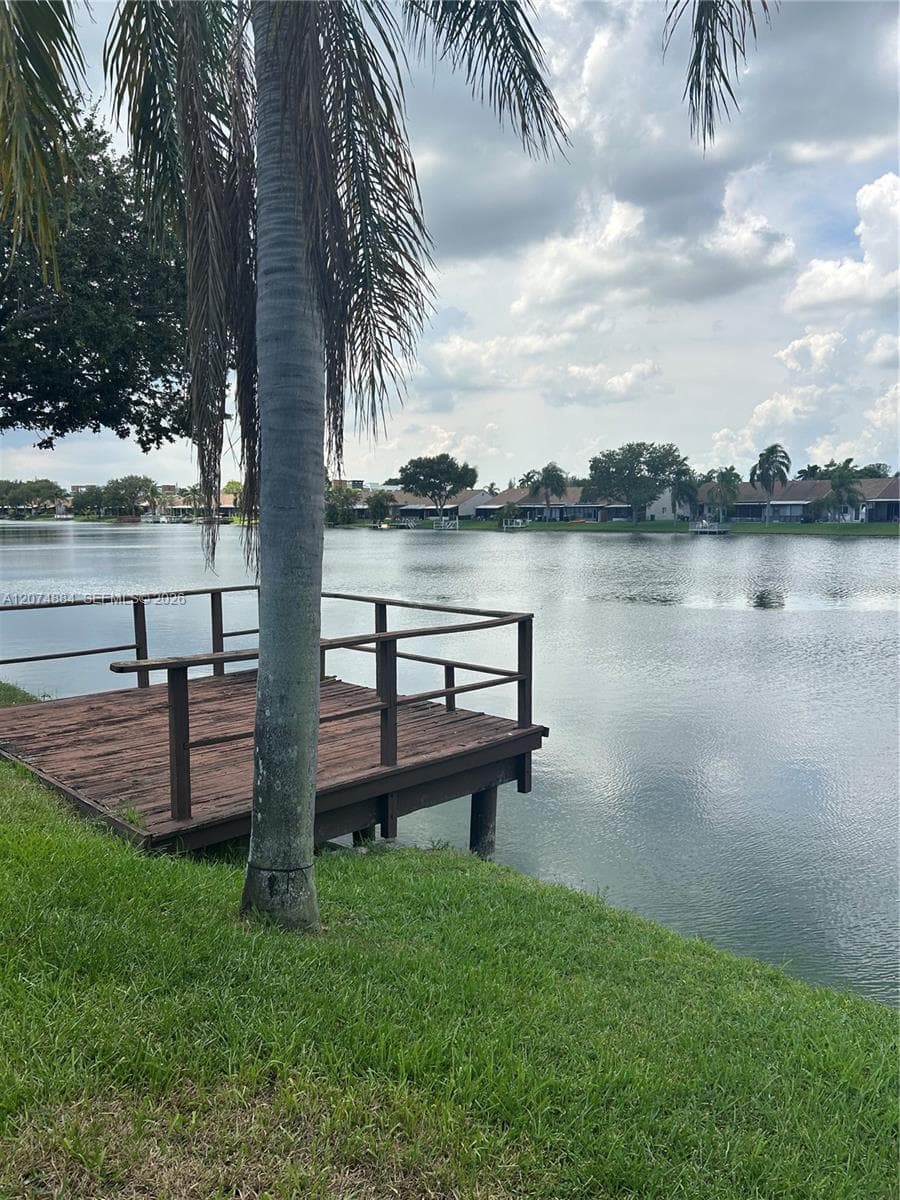 5587 Park Rd # 5587, Dania Beach, FL 33312 photo 2
