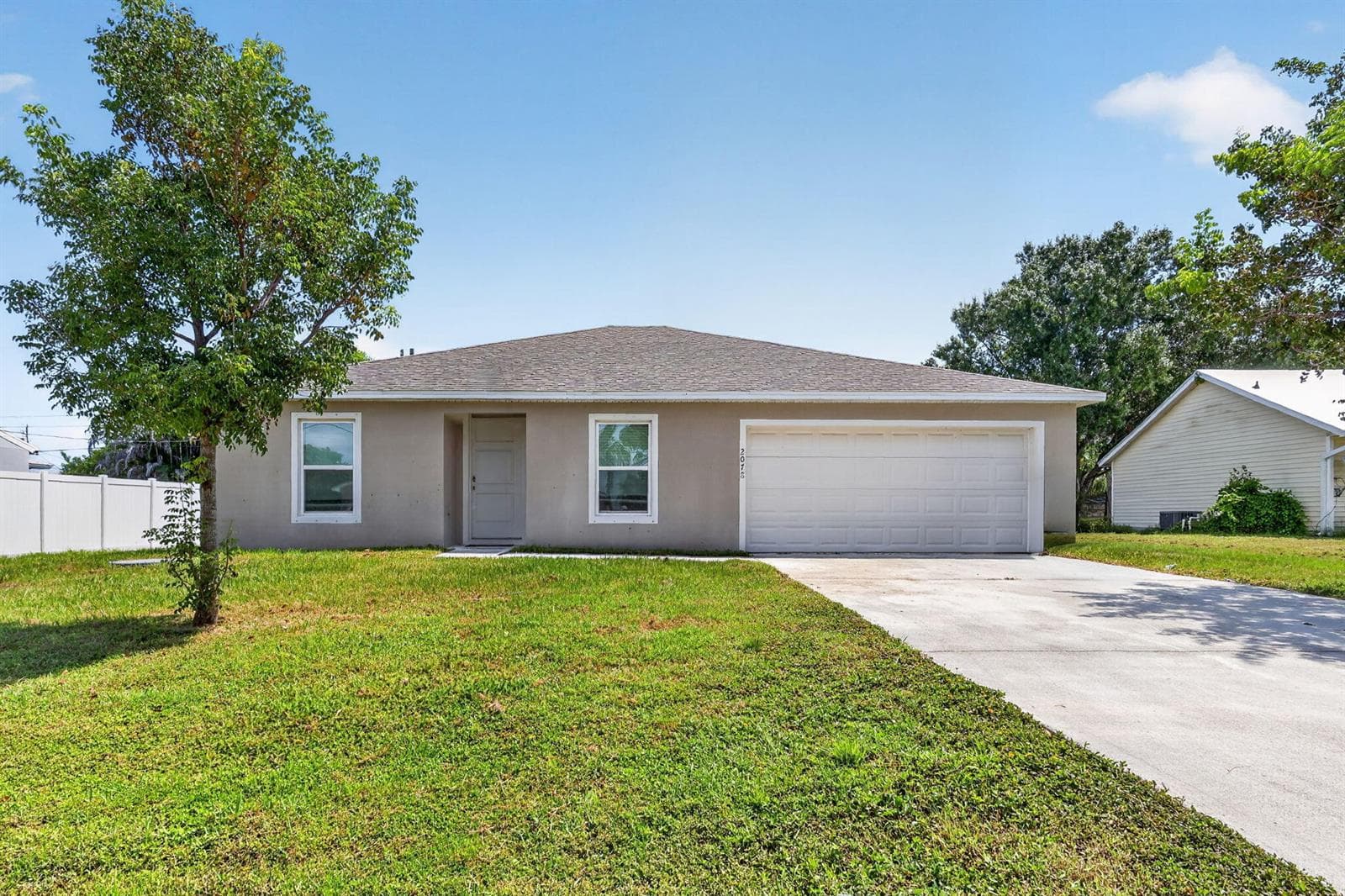 2078 SE JOYNER Circle, Port St. Lucie, FL 34952