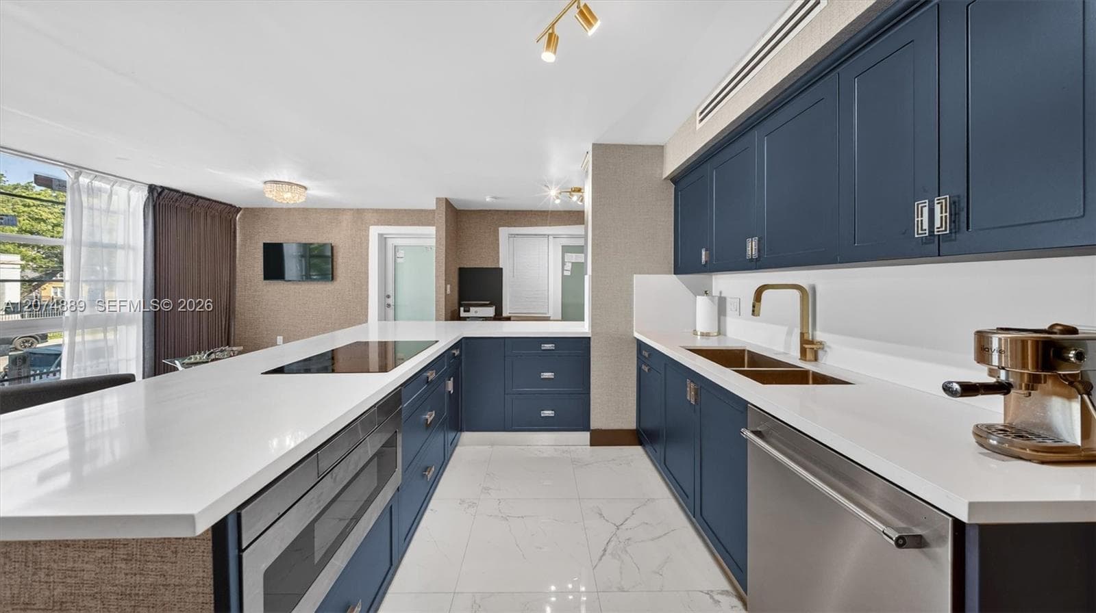 1400 Pennsylvania Ave # 11, Miami Beach, FL 33139 photo 4