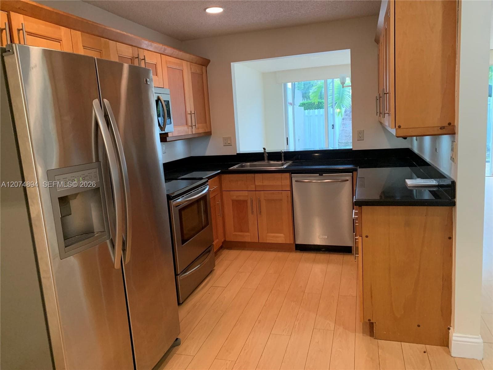 4447 NW 98th Ave, Doral, FL 33178 photo 3