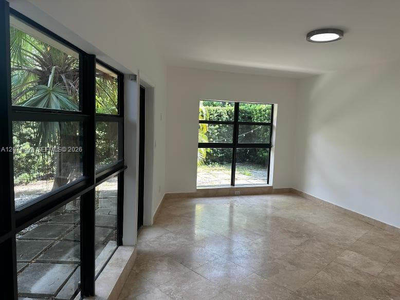 32 Camden Dr # 3, Bal Harbour, FL 33154 photo 3
