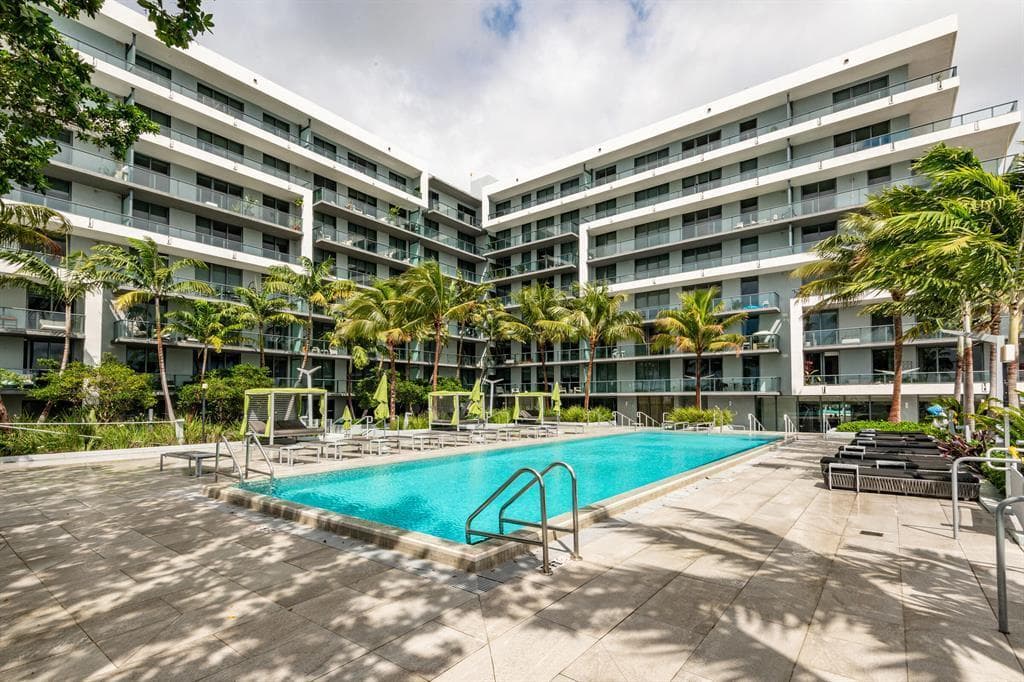 2960 NE 207TH Street # 710, Aventura, FL 33180 photo 2