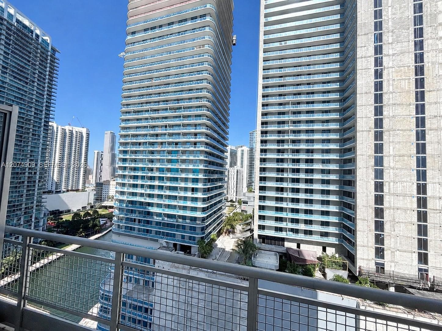 690 SW 1st Ct # 2318, Miami, FL 33130 photo 3