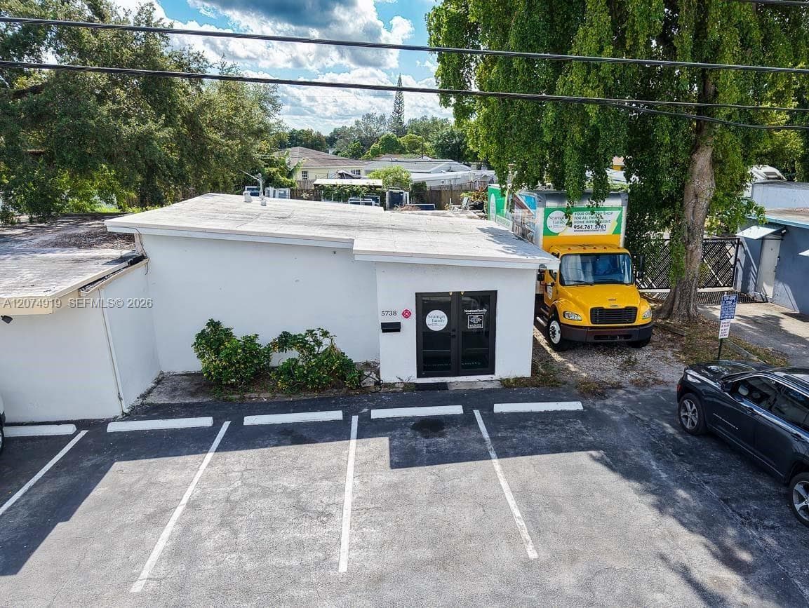 5738 W Hallandale Beach Blvd, West Park, FL 33023 photo 3