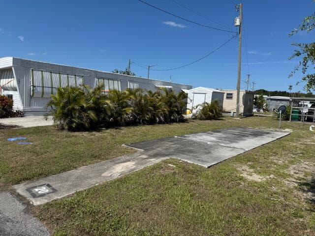 2023 St Lucie Blvd, Unit 20, Fort Pierce, FL 34946 photo 2