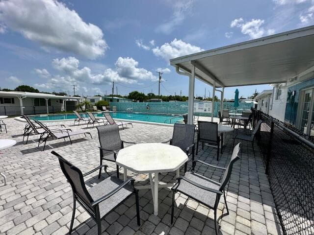 2023 St Lucie Blvd, Unit 20, Fort Pierce, FL 34946 photo 3