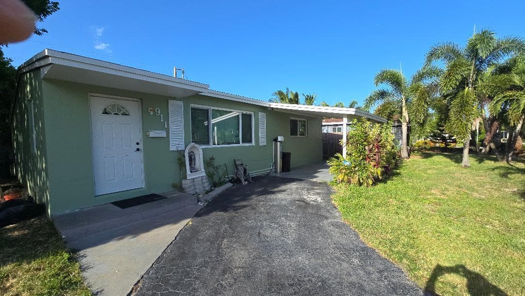 911 NE 58TH Street, Oakland Park, FL 33334 photo 4