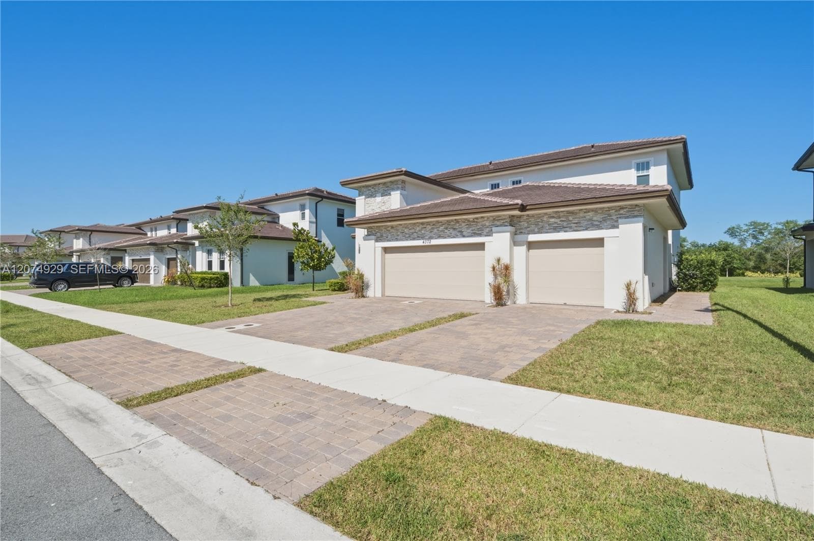 4372 SW 122nd Ter, Davie, FL 33330 photo 3