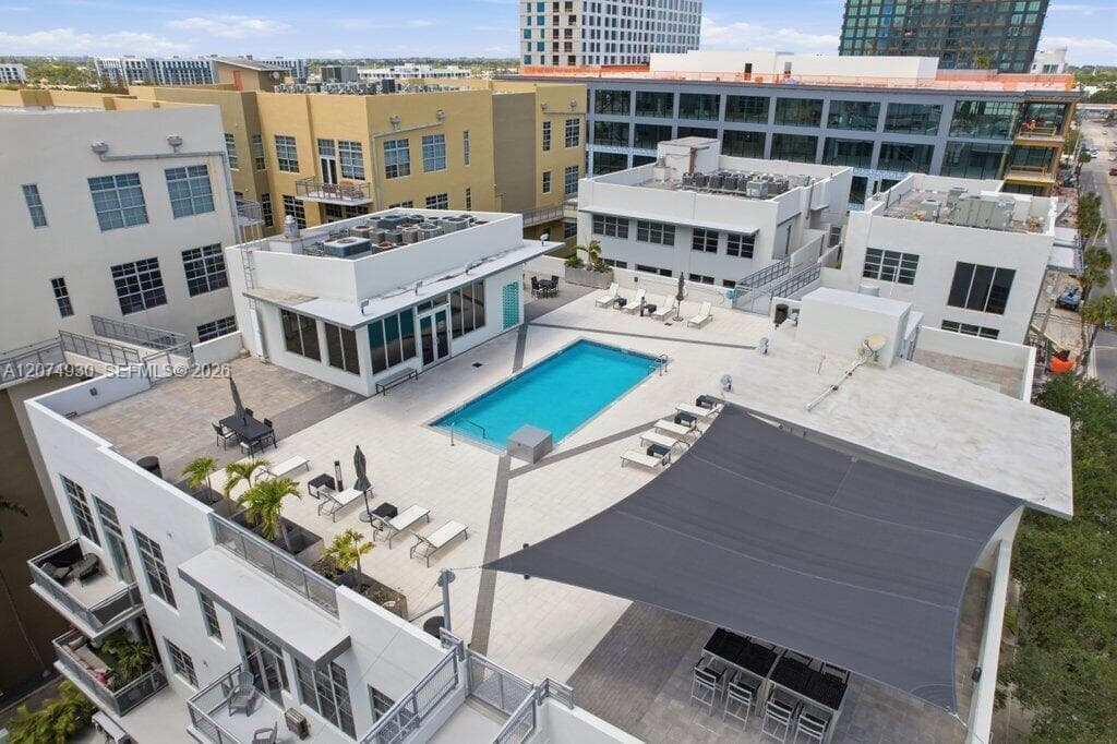 425 N Andrews Ave # 202, Fort Lauderdale, FL 33301 photo 2